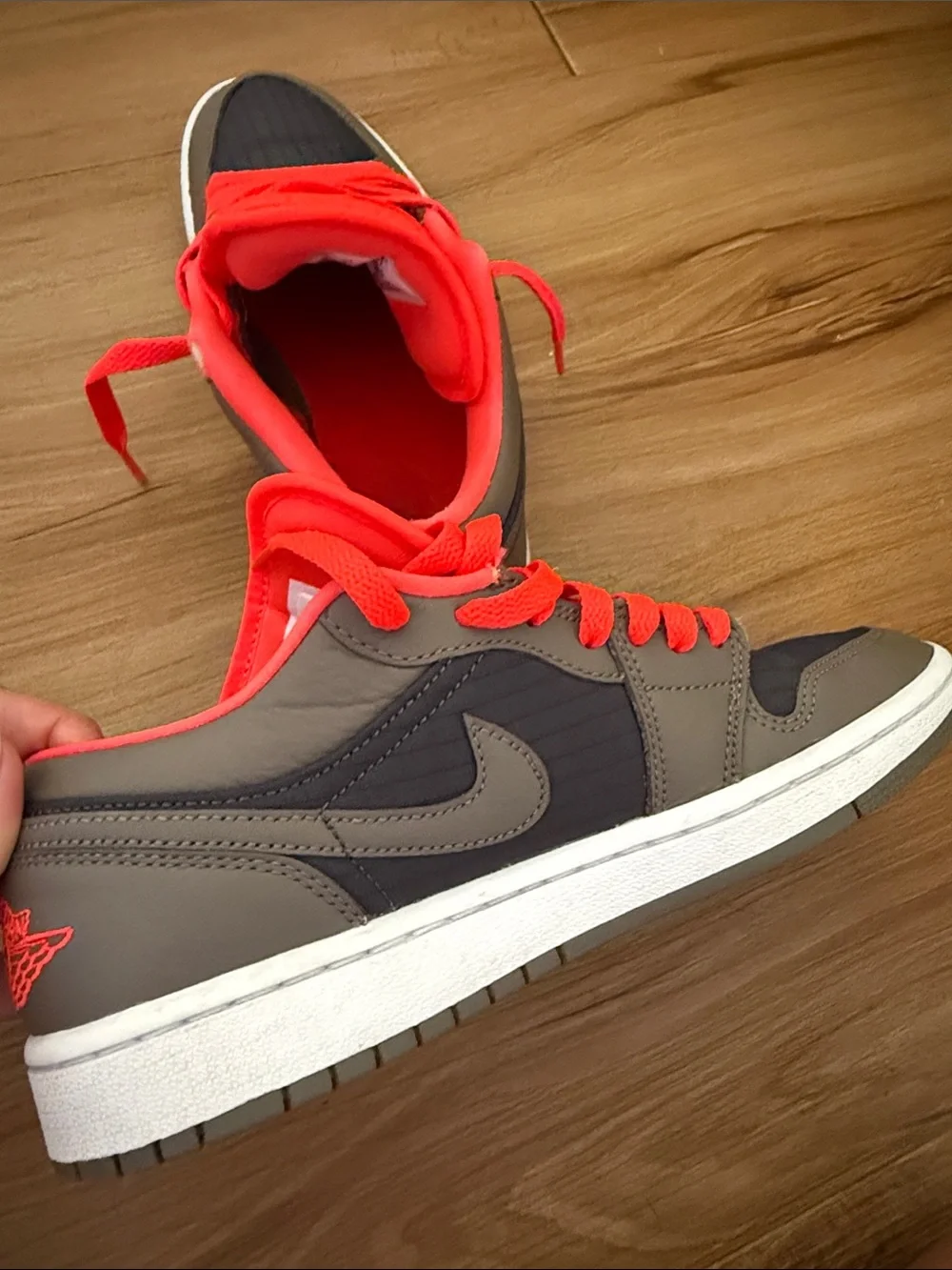 Nike low top